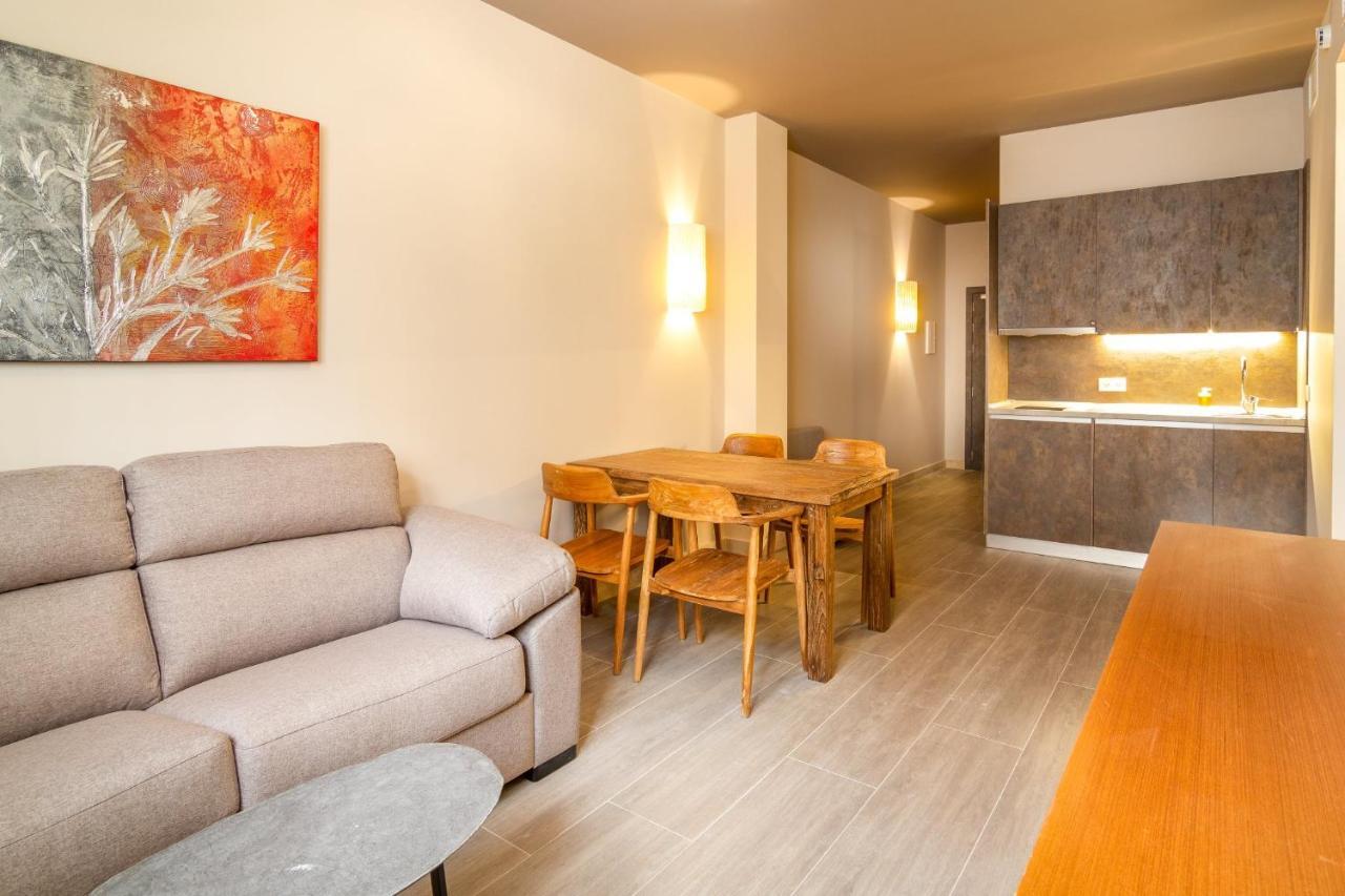 Apartamentos Sevilla Este By Qhotels Exterior foto
